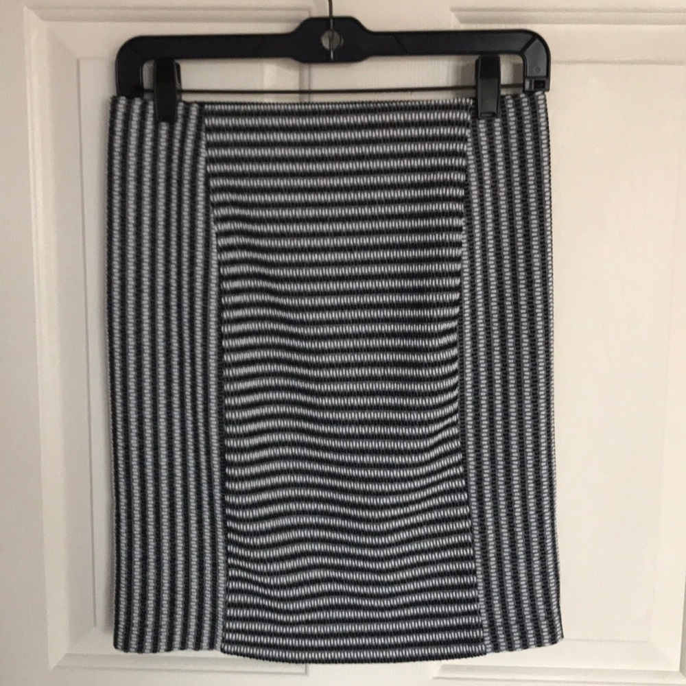 Great Loft Skirt EUC